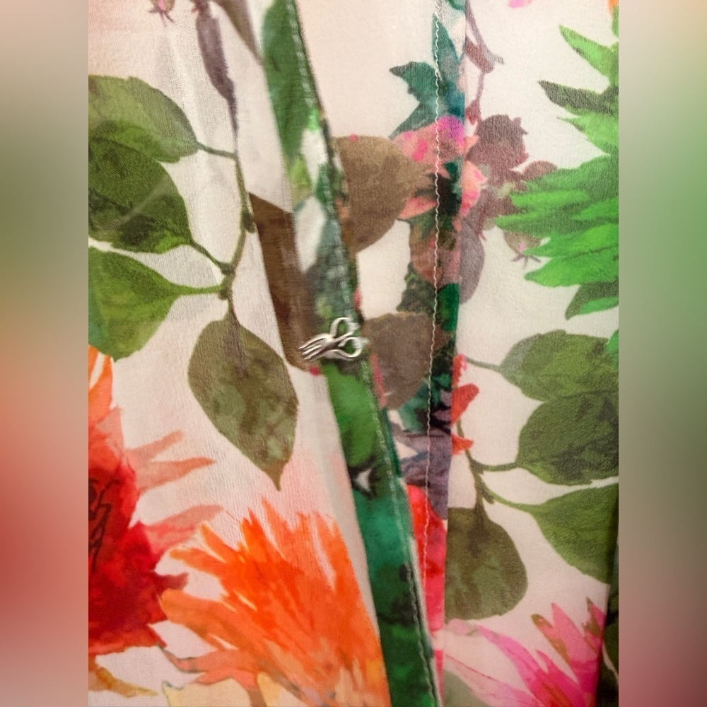 St. John Collection Silk Floral Kimono Blouse One Size - Picture 4 of 7